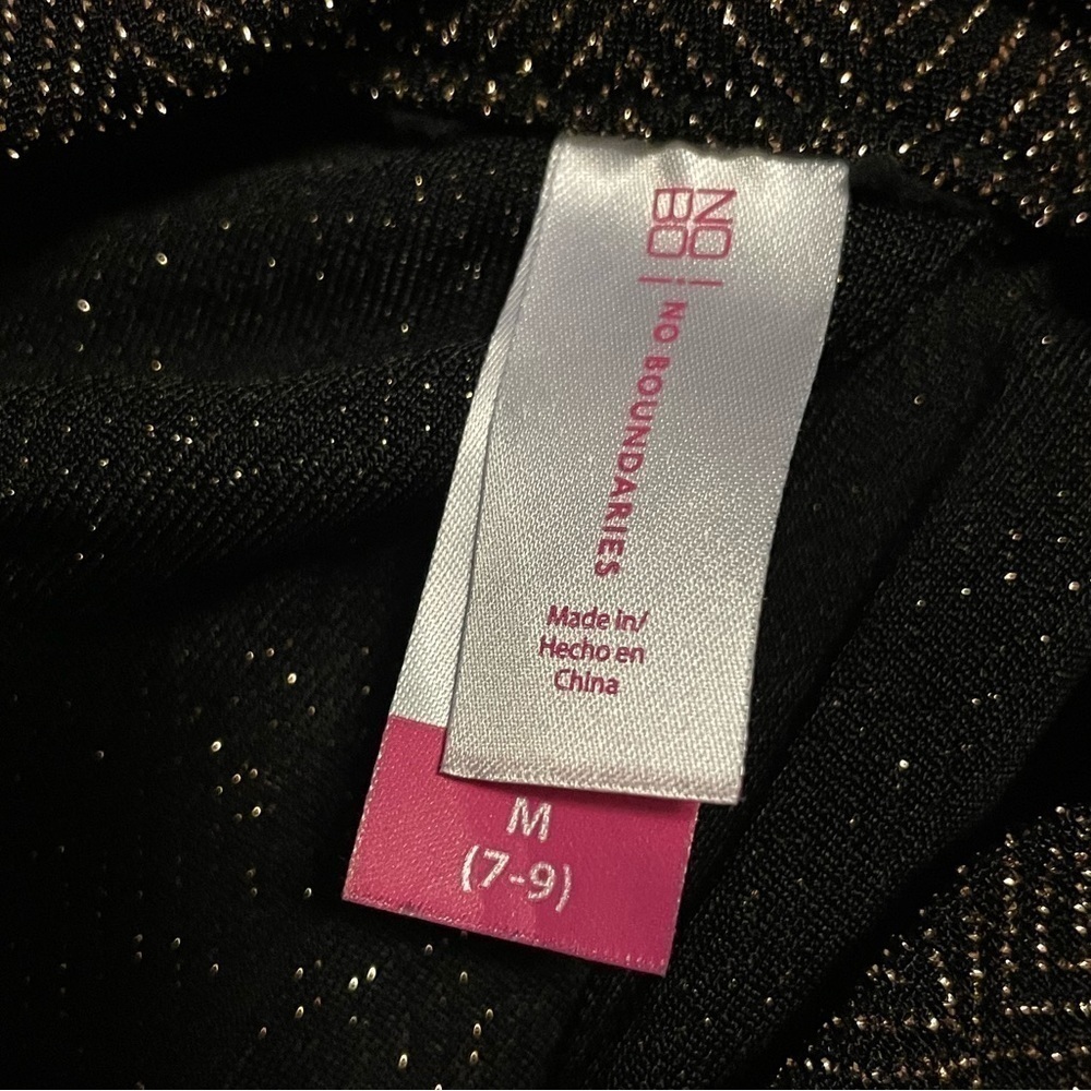 No Boundaries Cold Shoulder Gold Diamond Design Glitter Top - Picture 4 of 4